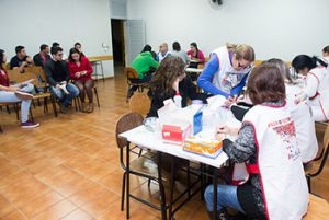 Teste rápido HIV e Sífilis durante a Semana de Enfermagem. (Foto: Laboratório de Fotografia/Fema)